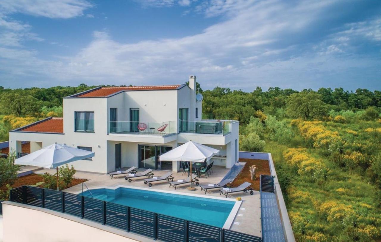 Villa Izabel With Hot Whirpool Krnica Kültér fotó
