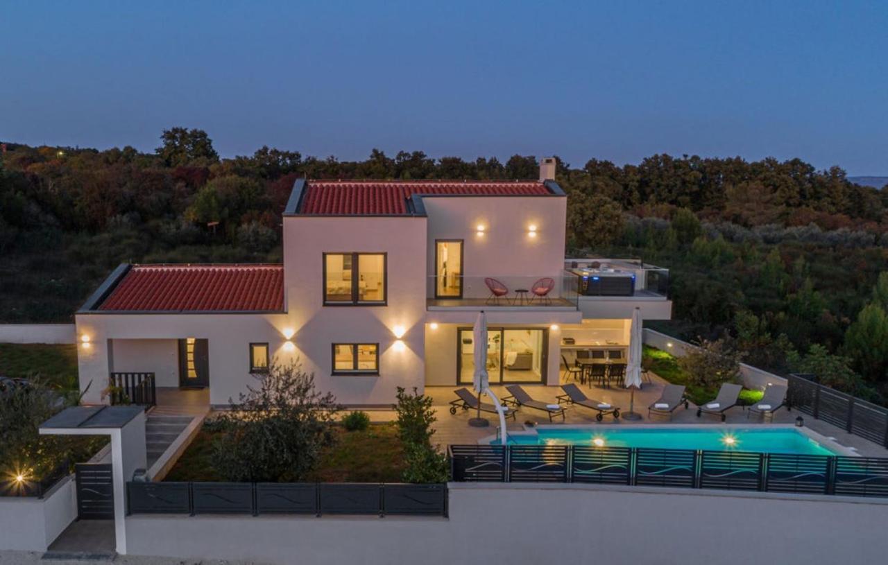 Villa Izabel With Hot Whirpool Krnica Kültér fotó
